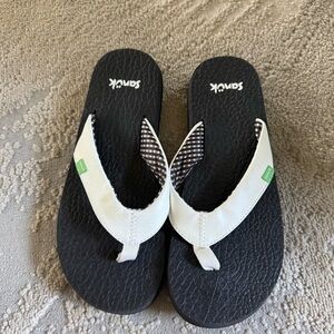 Sanuk Yoga Serenity 4 Zigzag Flip Flop white size 5